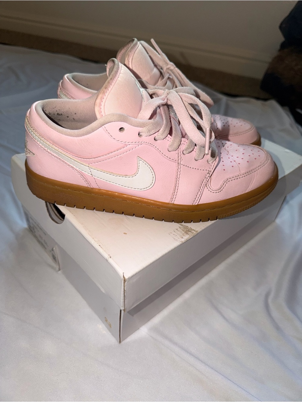 Nike Women’s Low-Top Sneakers in Pastel Pink with Gum Sole